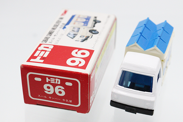 トミカ　赤箱