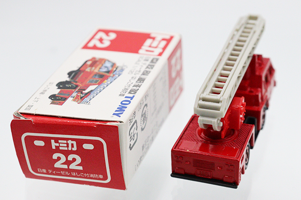 ミニカーショップ ケンボックス トミカ 赤箱☆No.22☆日産ディーゼル