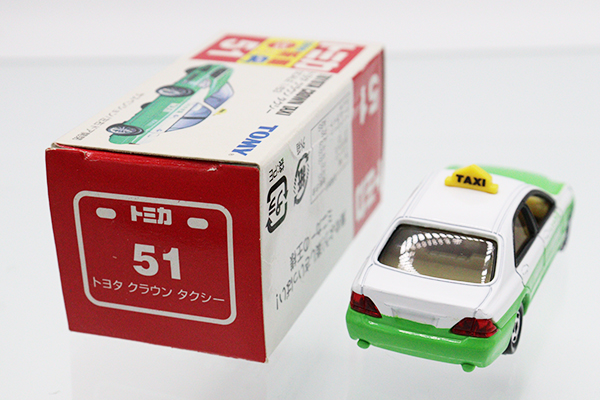 トミカ　赤箱