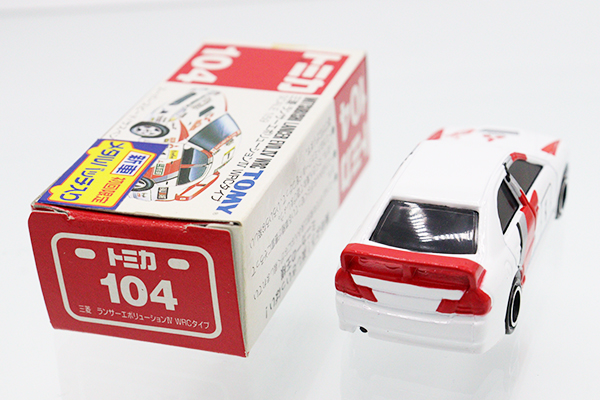 トミカミニカー104台まとめ売り 棚付き 計8台 絶版4台[トミカ02] おまとめセット おもちゃ ミニカー 車