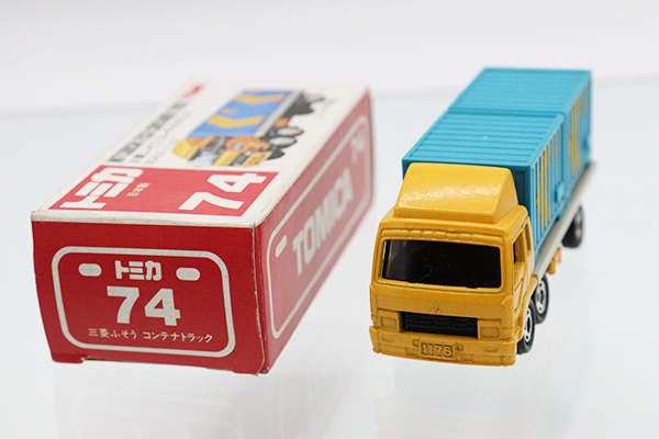 ミニカーショップ ケンボックス トミカ 赤箱(日本製)☆74☆三菱ふそう