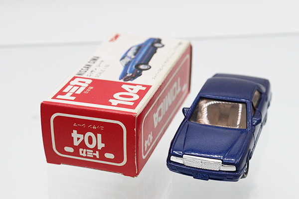 ミニカーショップ ケンボックス トミカ 赤箱(日本製)☆104☆日産