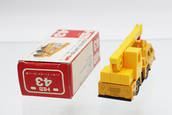 ミニカーショップ ケンボックス トミカ 赤箱(日本製)☆43☆日産