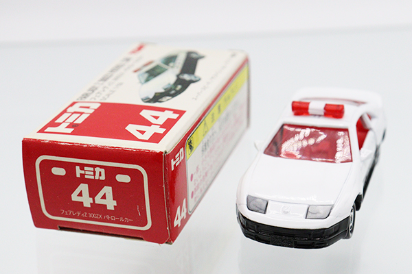 ミニカーショップ ケンボックス トミカ 赤箱☆44☆日産