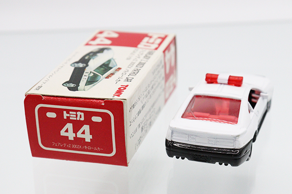 ミニカーショップ ケンボックス トミカ 赤箱☆44☆日産