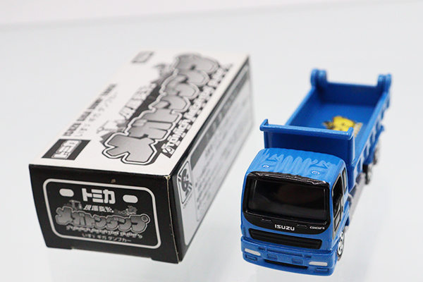 トミカ現場変形メガトンダンプいすゞギガダンプカーグリーン ミニカーショップ ケンボックス トミカ 特注・その他いすゞギガ