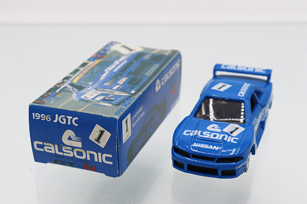 ミニカーショップ ケンボックス トミカ 赤箱(日本製)日産