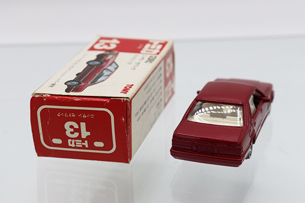 ミニカーショップ ケンボックス トミカ 赤箱(日本製)☆13☆日産