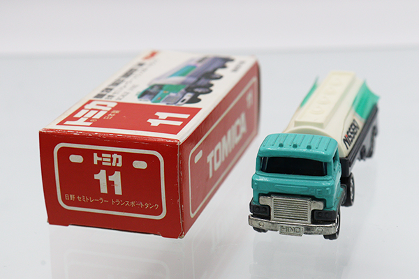 ミニカーショップ ケンボックス トミカ 赤箱(日本製)☆11☆日野