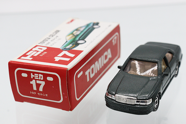 トミカ　赤箱