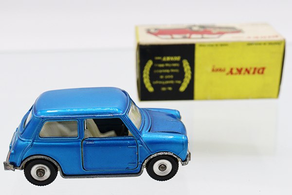 ミニカーショップ ケンボックス DINKY TOYS☆183☆MORRIS MINI