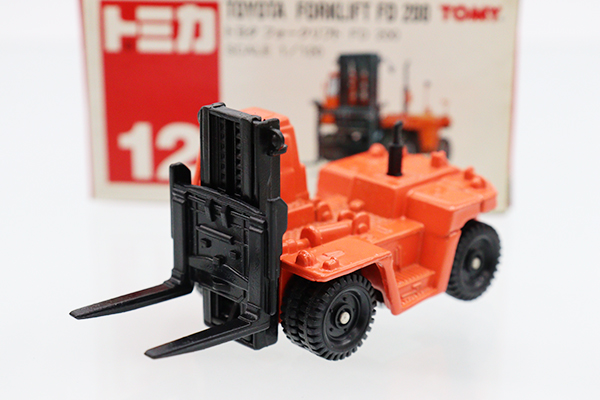 ミニカーショップ ケンボックス トミカ 赤箱☆12☆トヨタ