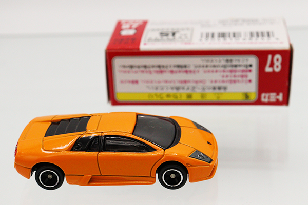 トミカ ランボルギーニ ムルシエラゴ 2台セット トミカ ランボルギーニ ムルシエラゴ 初回限定カラー 通常カラー
