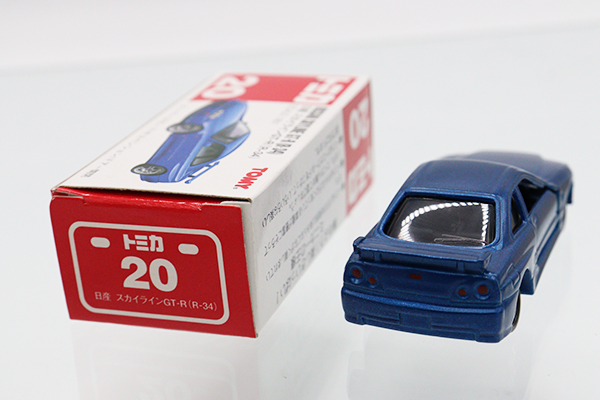 青ロゴ TOMY トミカ 16台セット 赤箱 廃番 絶版 ミニカー レア 青ロゴ TOMY トミカ 16台セット 赤箱 廃番 絶版 ミニカー レア