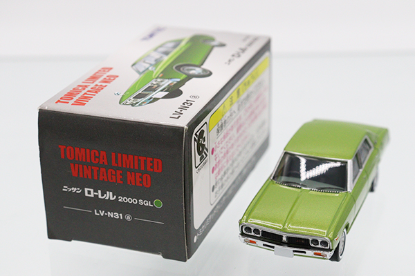 トミカ 日産 ローレル 2000SGX ミニカーショップ ケンボックス トミカ 黒箱☆74-1-1☆日産