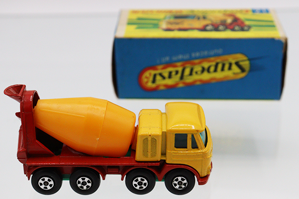ミニカー　マッチボックス　21 フォーデン　コンクリート　トラック ミニカー マッチボックス 21 フォーデン コンクリート トラック