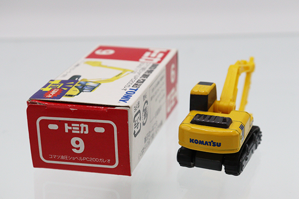 コマツ PC200 ショベルカー　ミニカー コマツ PC200 ガレオ コントローラー付き ショベルカー ジャンク