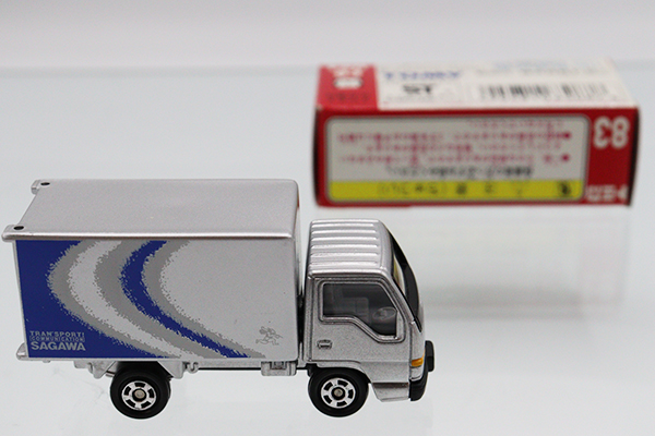 ミニカーショップ ケンボックス トミカ 赤箱☆83☆いすゞエルフ