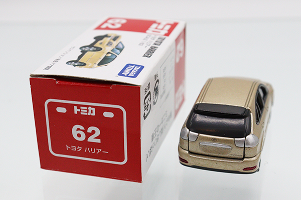 トミカ　赤箱