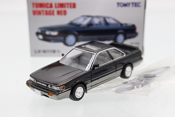 トミカ　TLV　ネオ