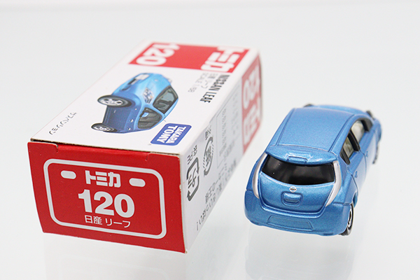 ミニカーショップ ケンボックス トミカ 赤箱☆120☆日産リーフ