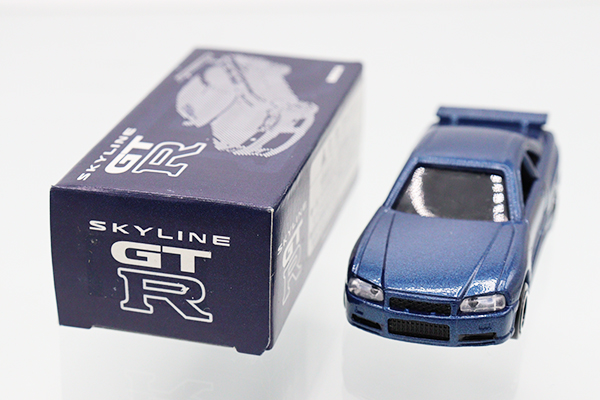 トミカ ガリバー特注 日産 スカイライン GT-R 2台セット トミカ ガリバー特注 日産 スカイライン GT-R 2台セット