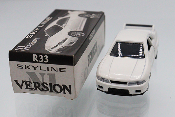 ミニカーショップ ケンボックス トミカ特注（日本製）日産スカイライン