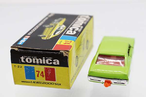tomica 日本製　箱無し 希少☆赤箱 赤シート 日本製 トミカ フェアレディZ 300ZX NO.15