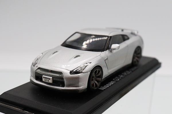 【国産名車】日産、ミニカー9台セット Amazon | 1/24 国産名車コレクション いすゞ ジェミニZZ-R 1979