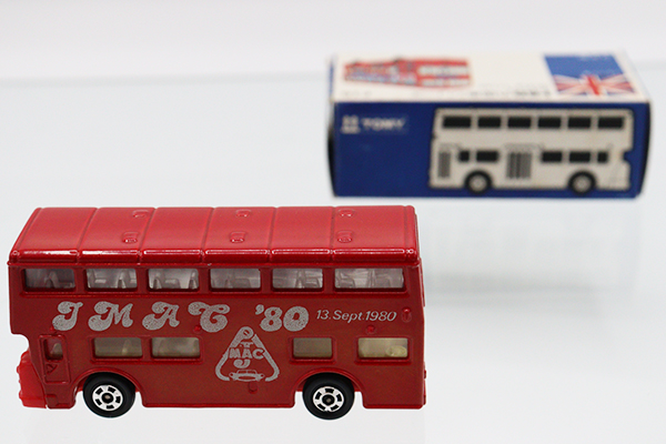 ミニカーショップ ケンボックス トミカ 青箱☆F15☆ロンドンバス 8th