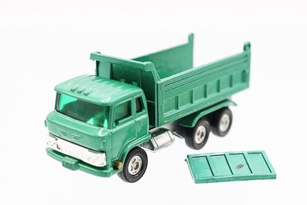 トミカ Hino Dump Car 1/102 日本製　黒箱 Minicar 1/102 Hino Dump Truck (Purple / Black Box / Made in