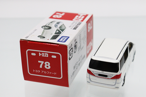 【ケンken】アルファードミニカー Amazon | Keng Fai 1/18 トヨタ アルファード ホワイト 開閉
