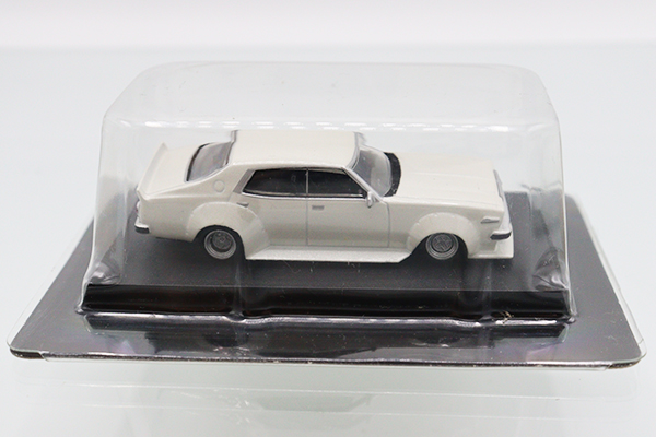 ミニカーショップ ケンボックス アオシマ☆1☆日産231 ローレル(白) ※1