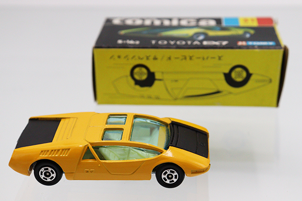 ミニカーショップ ケンボックス トミカ 黒箱☆31☆トヨタEX7(黄) ※箱角
