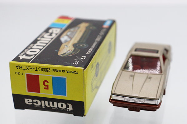 ミニカーショップ ケンボックス トミカ 黒箱☆5☆トヨタソアラ2800GT