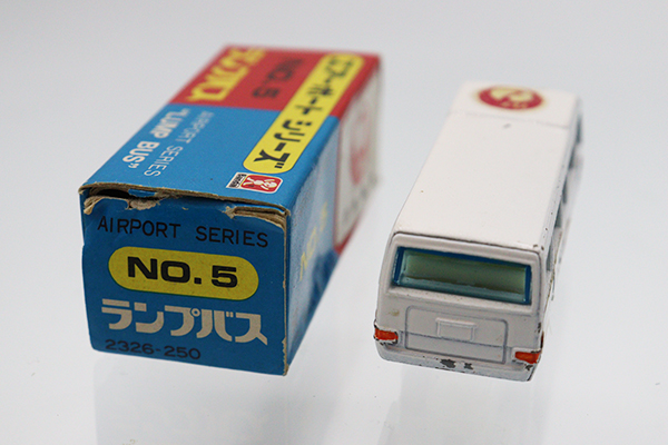 ミニカー　バンダイ　エアーポートシリーズ　30台　まとめ売り　美品　レトロ ミニカーバンダイエアーポートシリーズ30台まとめ売り美品レトロ
