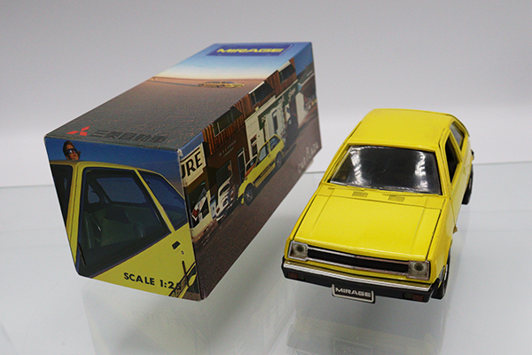 三菱 ミラージュ 1/25 ミニカー 三菱 ミラージュ 1/25 ミニカー - メルカリ