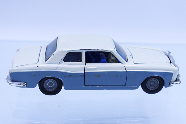 ミニカーショップ ケンボックス CORGI TOYS☆273