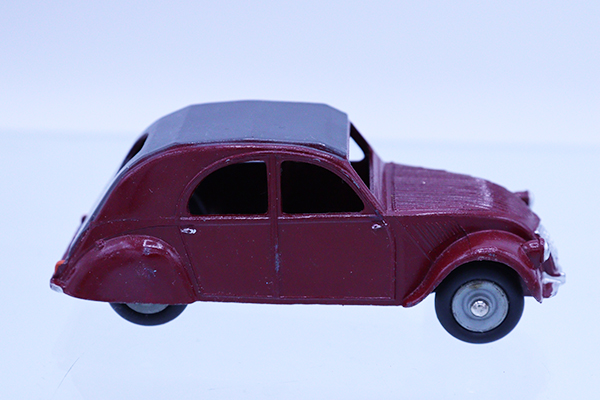ミニカーショップ ケンボックス DINKYシトロエン2CV(濃赤/グレー