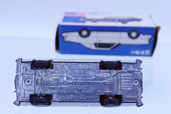 青箱 トミカ フォード コンチネンタル マークIV ミニカーショップ ケンボックス トミカ 青箱☆F4-1☆フォード