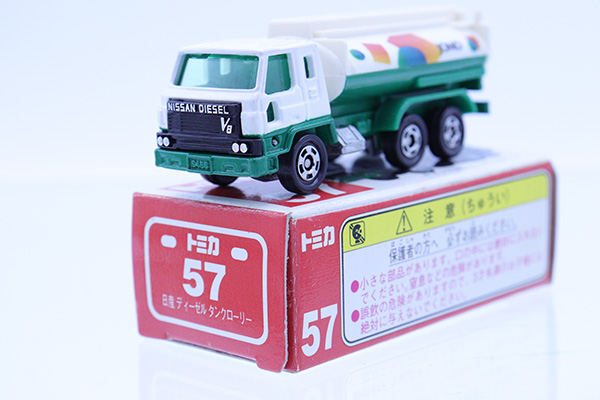 ミニカーショップ ケンボックス トミカ 赤箱☆57☆日産ディーゼル