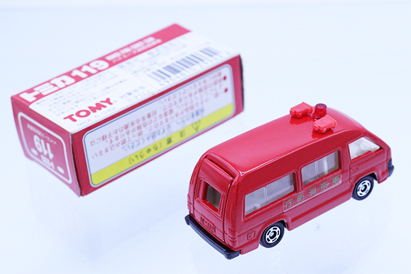 G*︎様 トミカ 赤いミニカー 箱付き19台 ミニカーショップ ケンボックス トミカ 赤箱(日本製)☆15☆日産
