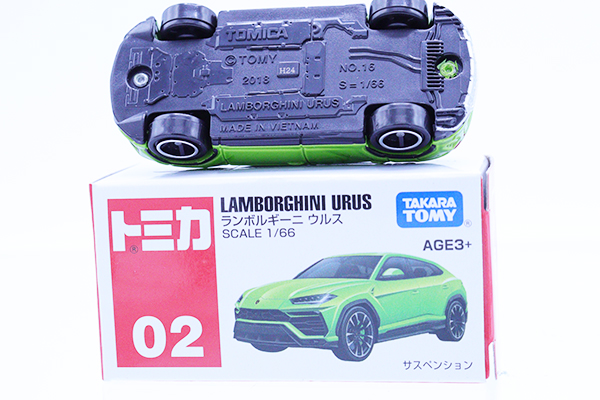 トミカ　赤箱