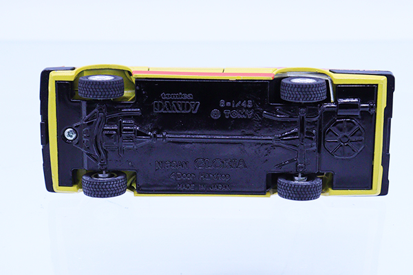 トミカダンディ　日産　グロリア　タクシー DJ-014 1/43 トミカダンディ 日産 グロリア タクシー DJ-014 1/43 Tomica