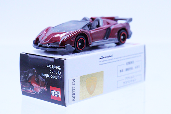 トミカ　ランボルギーニ ヴェネーノロードスター　非売品　赤　レッド　ワイン　限定 楽天市場】【新品】トミカ ランボルギーニ ヴェネーノ ロードスター