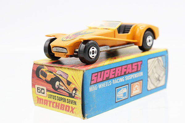 マッチボックス　60 Matchbox Superfast no 60 Lotus Super 7 Streakers England