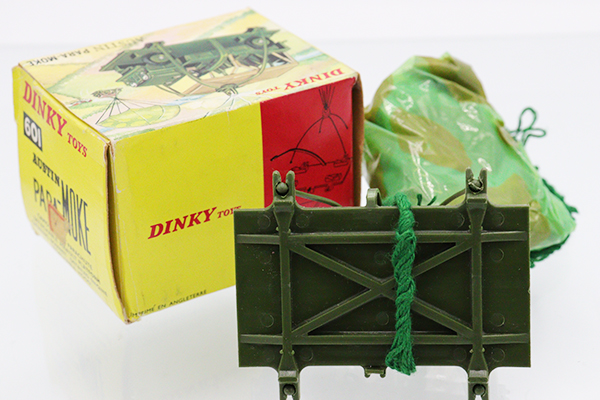 ミニカーショップ ケンボックス DINKY TOYS☆601☆オースティンPARA
