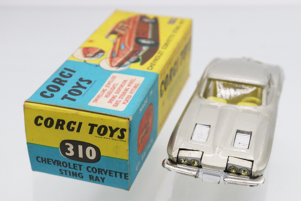 ミニカーショップ ケンボックス CORGI TOYS☆310☆シボレーコルベット