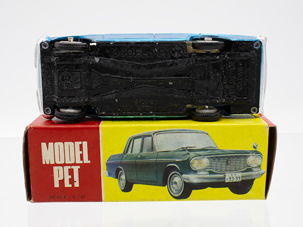 モデルペットNo.20【トヨペット クラウン デラックス】　(美品) c57d1235cc7dd9dc5221fd51e2579e