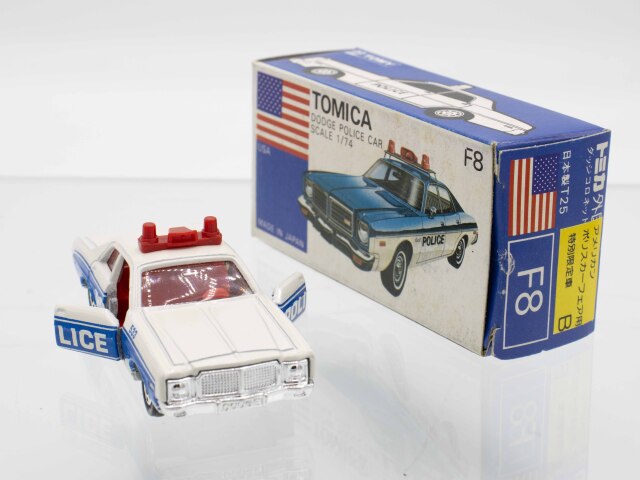 ミニカーショップ ケンボックス トミカ 青箱☆F8☆ダッジコロネット